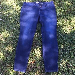 JESSICA SIMPSON kiss me skinny jeans